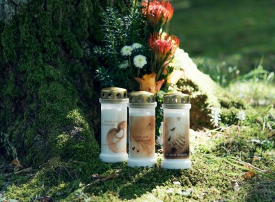 Bolsius Jezus Zmartwychwstały znicz z metalowym deklem 12 sztuk