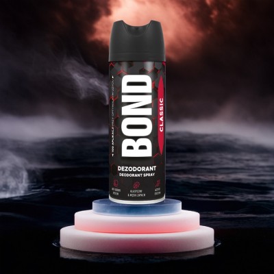 Bond Classic dezodorant dla mężczyzn w sprayu 150ml