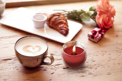 Bispol Aura sn69-405 LETNIE OWOCE świeca zapachowa w karbowanym szkle - 18h