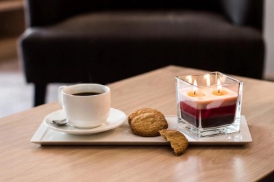 Bispol Aura snk80-179 BIAŁE KWIATY trójkolorowa świeca zapachowa w szkle - 32H