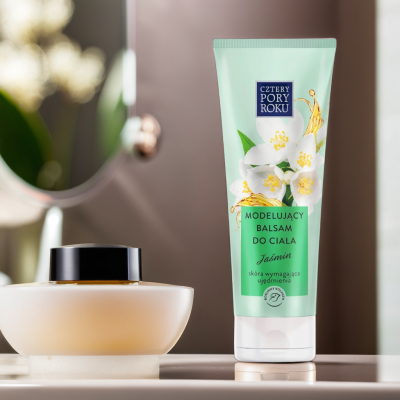Cztery Pory Roku Jaśmin balsam do ciała modelujący 250ml