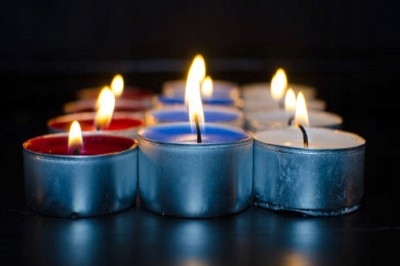 Bolsius Multi Coloured Lawenda podgrzewacze zapachowe 3,5 godzinne - 30 sztuk