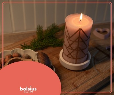 Bolsius Rustic Silhouette Mglisty Róż + Choinki świeca dekoracyjna 80/68 mm