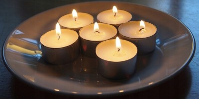 Bispol Aura Deco Premium Tealights pf10-100s podgrzewacze bezzapachowe 4h palenia 100 sztuk