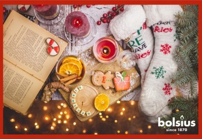 Bolsius świąteczna świeca zapachowa w szkle 82/68 tacka 12 sztuk mix zapachów